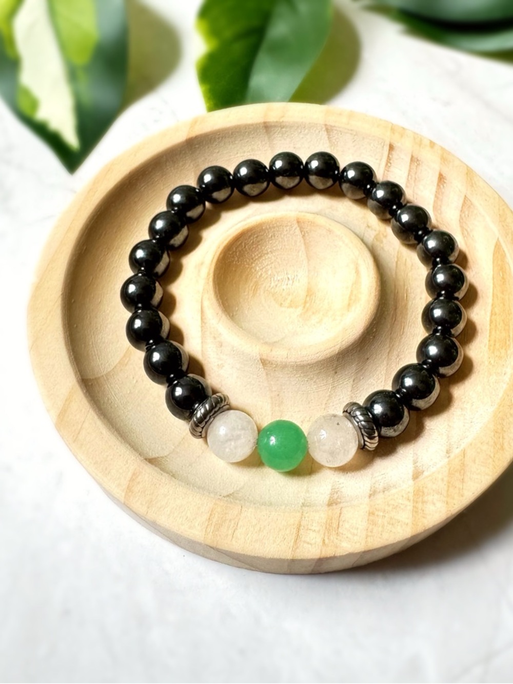 🆕 Men’s Hematite Beaded Bracelet with Green and White Accent Beads Handmade